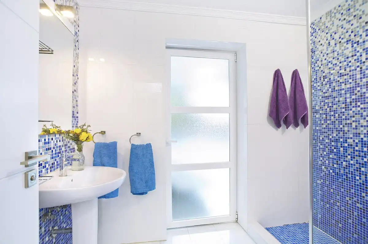 Baño de Casa o chalet en venta en Marbella con Aire acondicionado, Jardín privado y Terraza