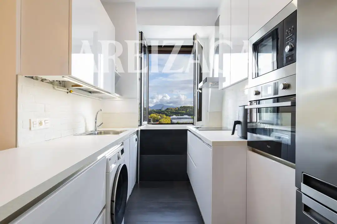 Flat with lift for sale in Bordatxipi Pasealekua, imagen 16