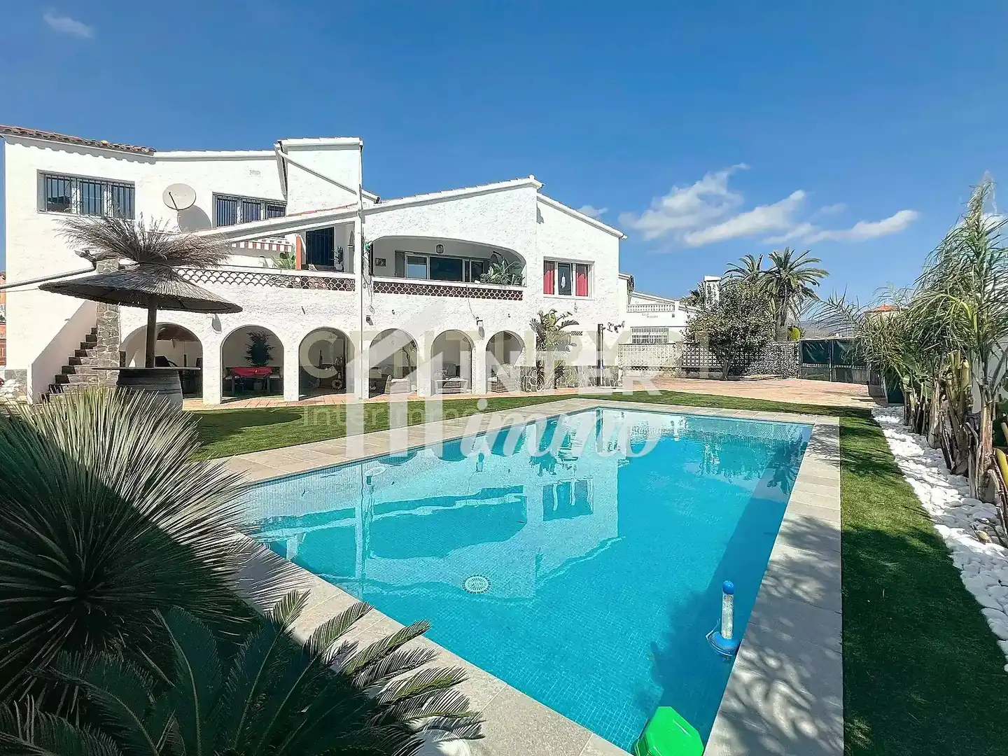 Exterior view of Houses for sale in Empuriabrava  with Private garden and Swimming Pool