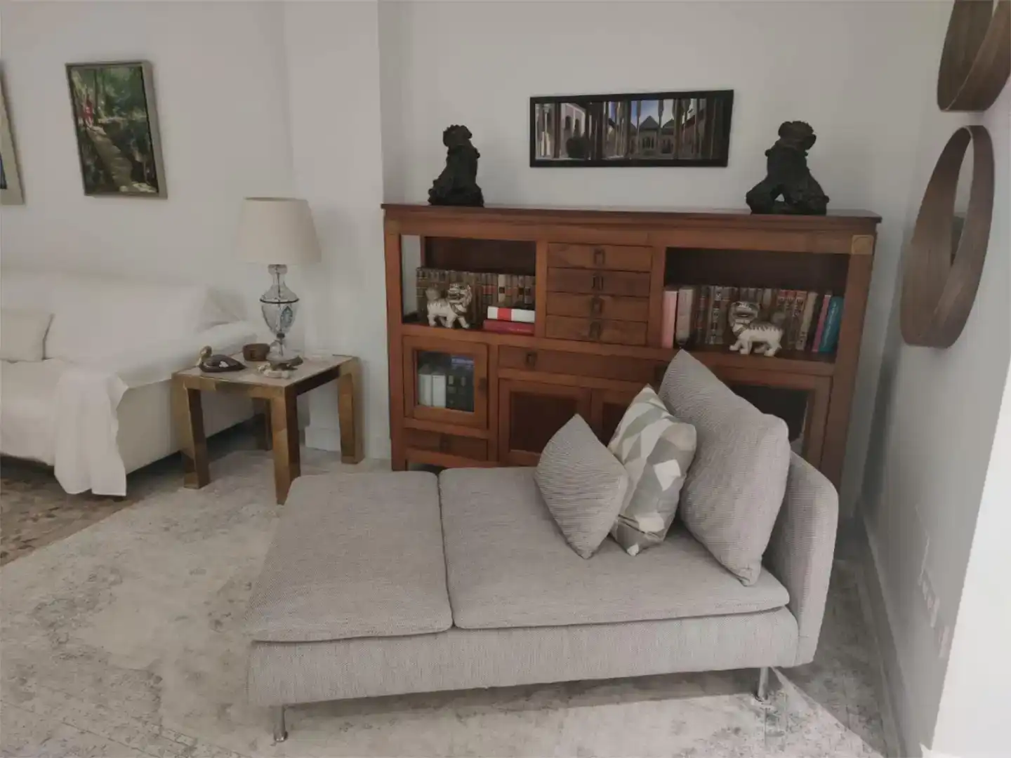 Sala d'estar de Pis en venda en Marbella amb Piscina i Balcó