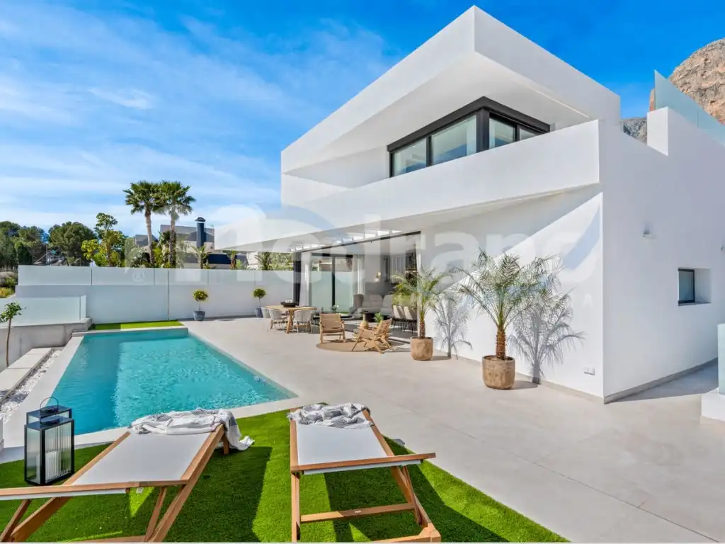 Maison avec piscine à vendre à Poligono Pau Numero 1