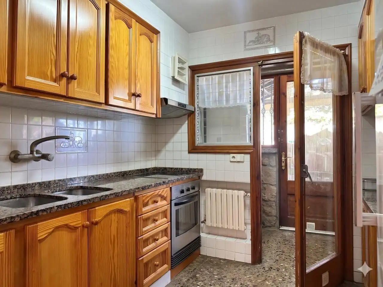 Cocina de Casa o chalet en venta en Castellnou de Bages con Calefacción, Jardín privado y Terraza