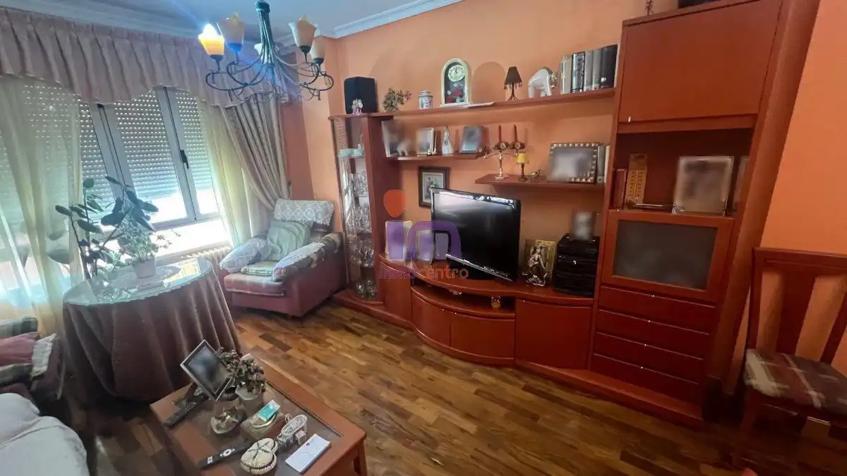 Piso con terraza en venta en Valdepeñas, imagen 3