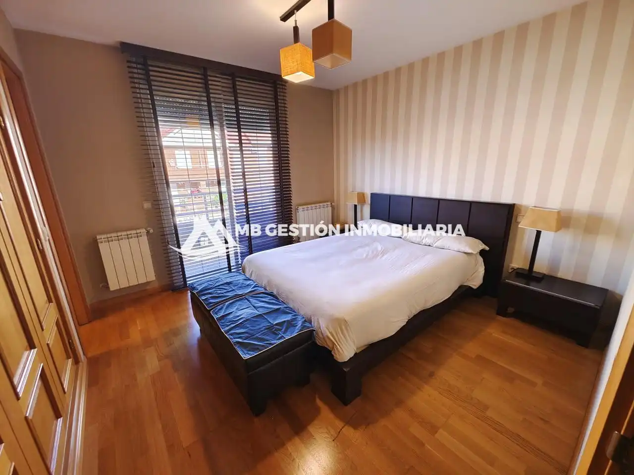 Detached homes for sale in Calle de Luarca, La Serna