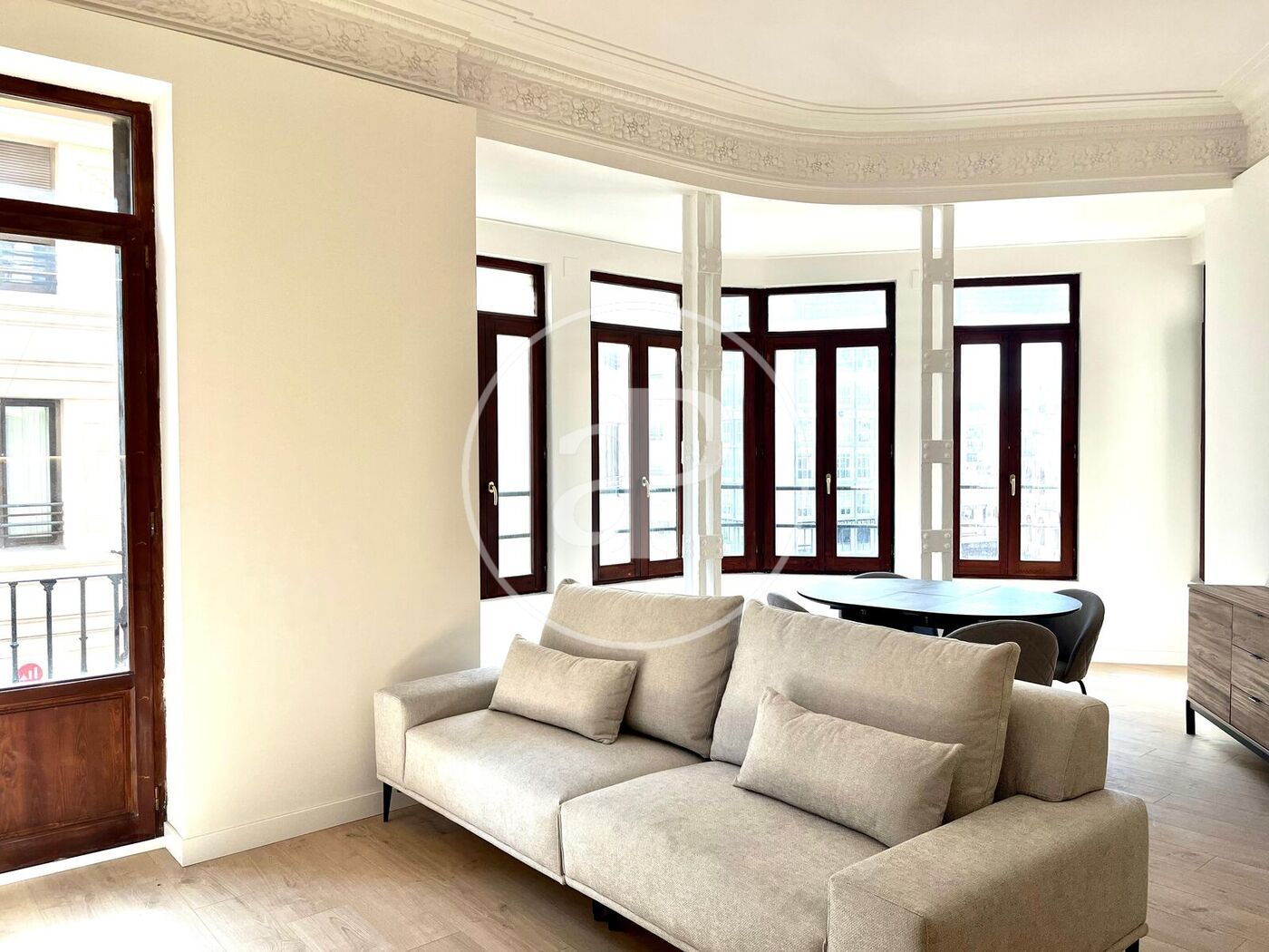 Living room of Flat to rent in Silla  with Air Conditioner, Heating and Furnished