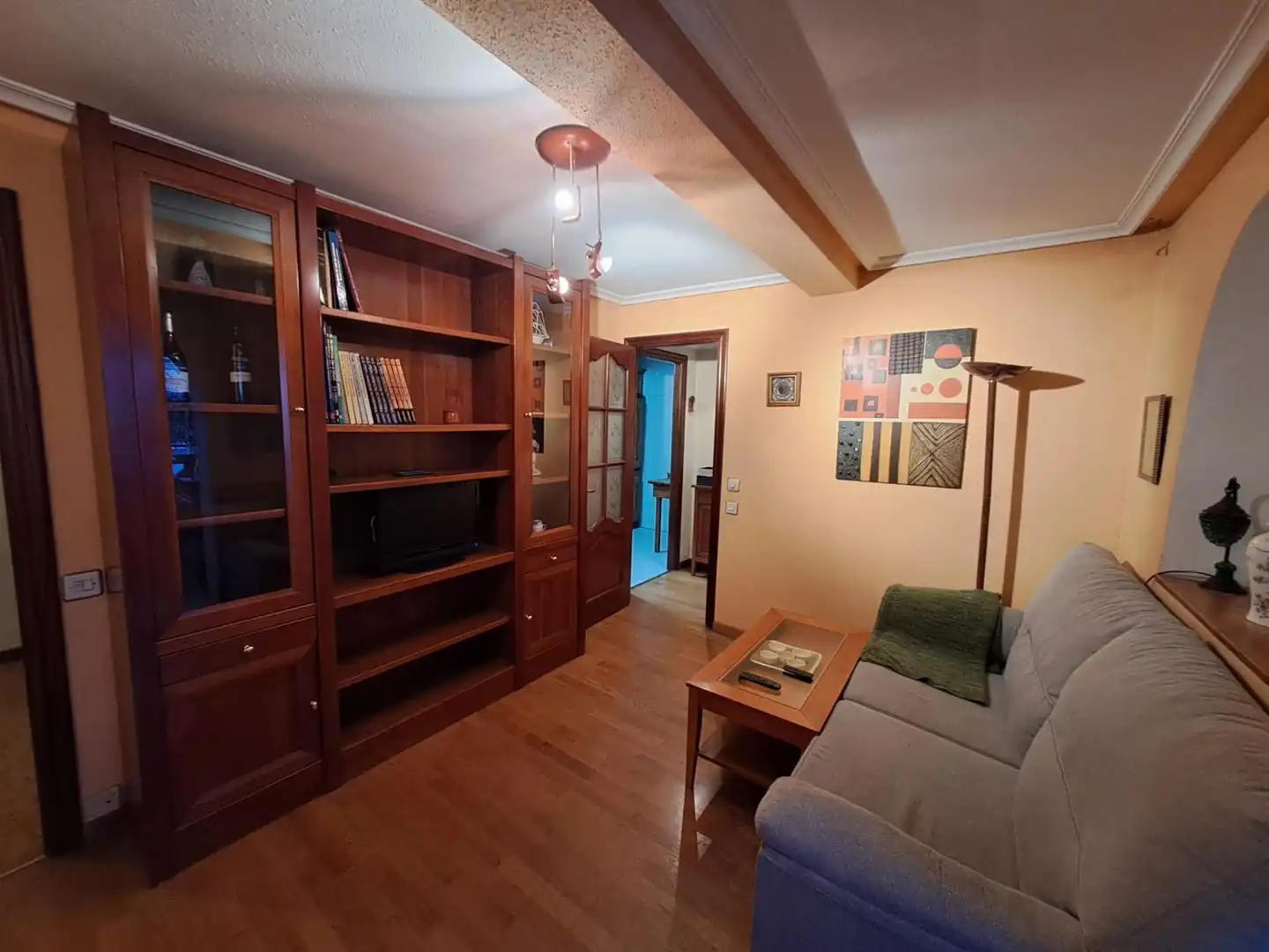 Sala d'estar de Pis en venda en Oviedo 