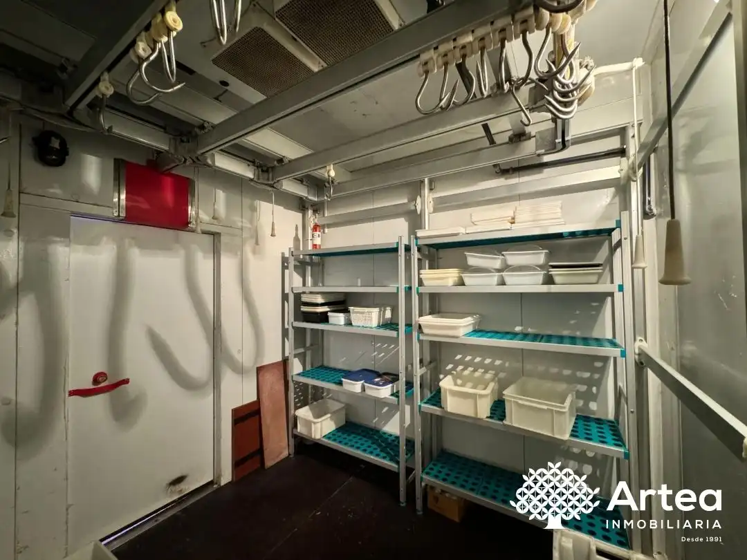 Local en venta en Sagarminaga Kalea, 48, Santutxu - Basarrate
