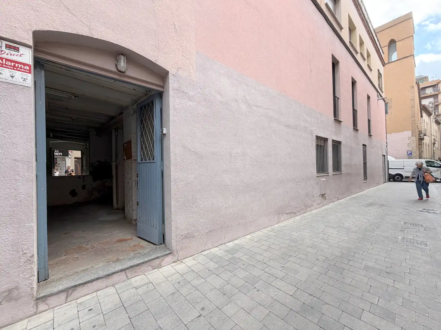 Local comercial de lloguer a Carrer de les Travesseres 2, imagen 2