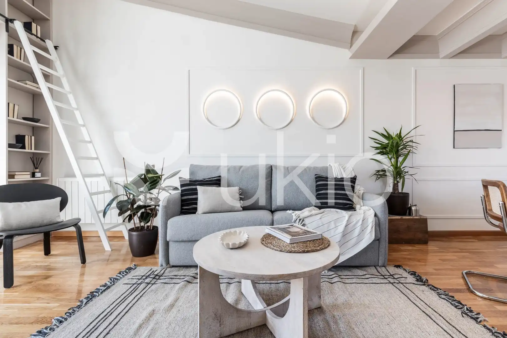 Wohnzimmer von Dachboden zur Miete in Madrid mit Klimaanlage, Heizung und Terrasse