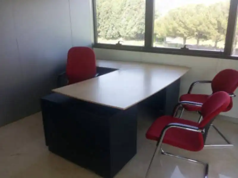 Büro zur Miete in  Pamplona / Iruña mit Klimaanlage und Heizung