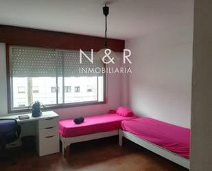 Bedroom of Apartment to rent in Santiago de Compostela   with Heating and Furnished