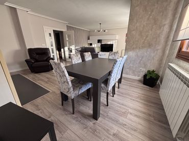 Casa amb jardí en venda a Carretera santander 12