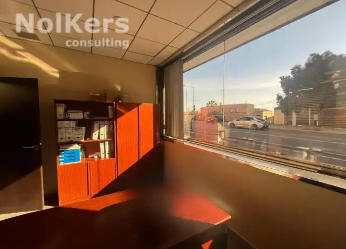 Büro zur Miete in Gavà mit Klimaanlage und Heizung