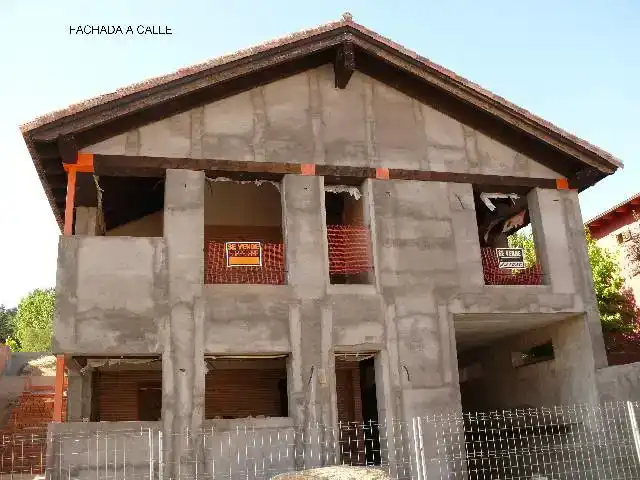 Vista exterior de Pis en venda en Collado Mediano amb Aire condicionat, Jardí privat i Traster