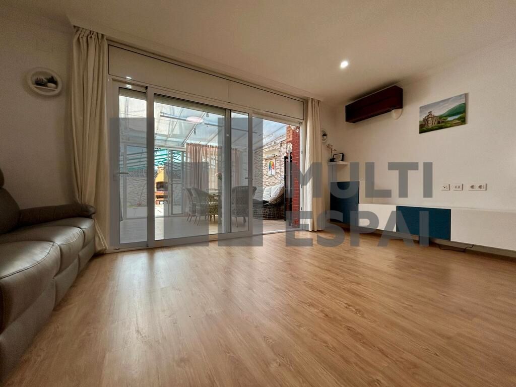 Single-family semi-detached for sale in El Prat de Llobregat  with Air Conditioner, Heating and Terrace