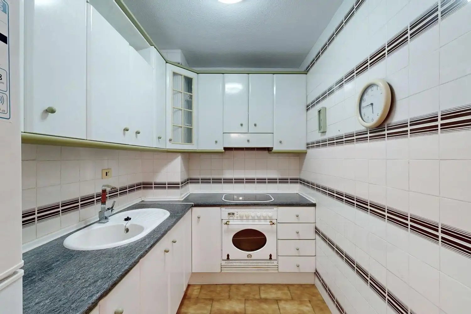 Kitchen of Flat for sale in Entremares