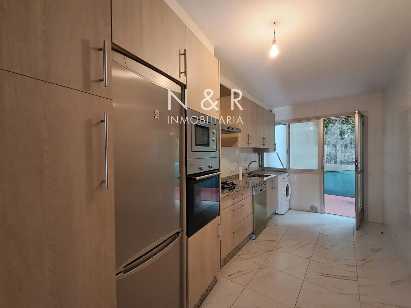 Kitchen of Flat for rent in Santiago de Compostela   with Heating and Terrace