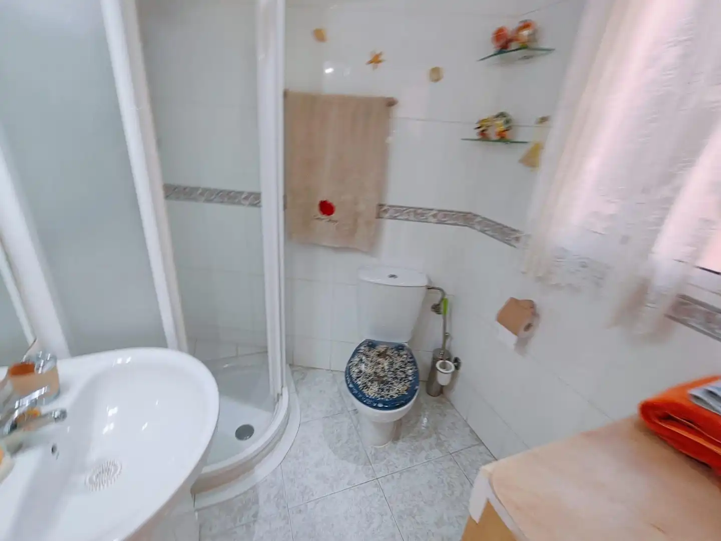 Baño de Apartamento en venta en San Miguel de Salinas, Alicante