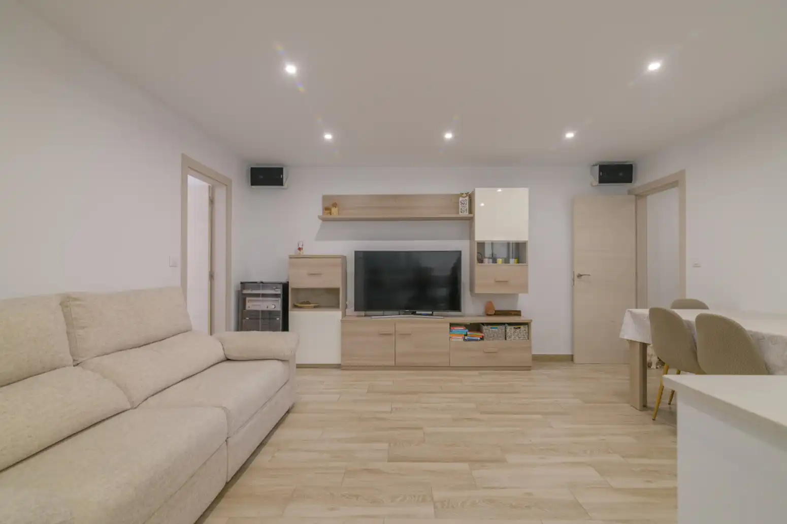 Sala d'estar de Pis en venda en Viladecans amb Aire condicionat, Calefacció i Parquet