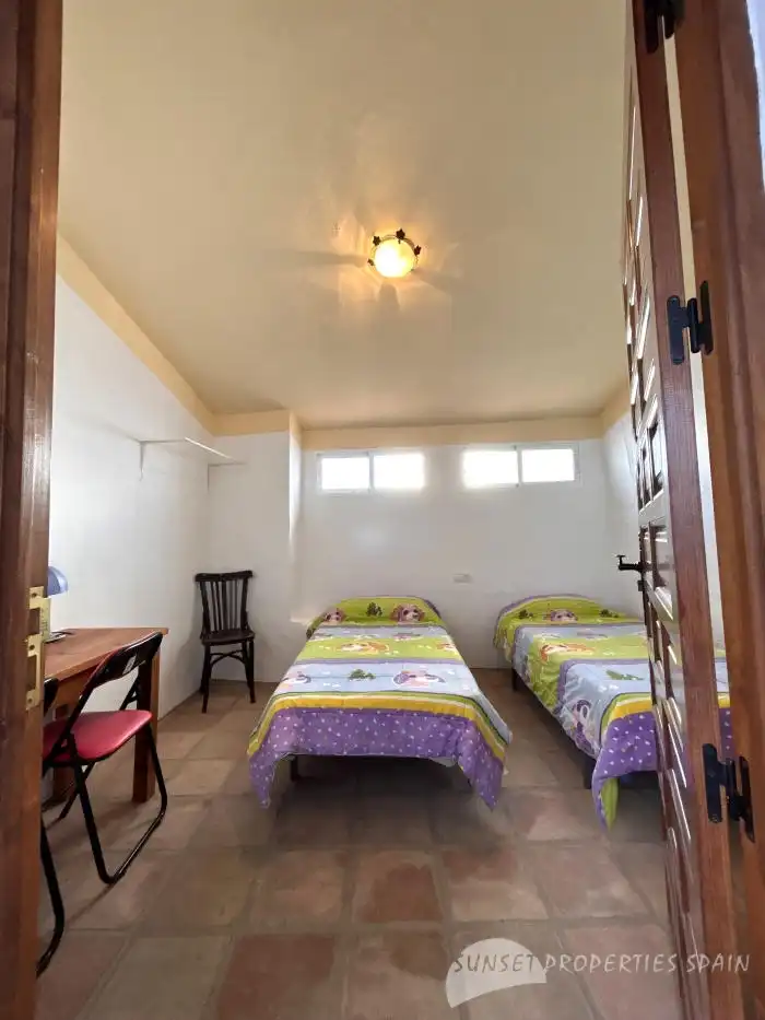 Bedroom of Houses for sale in Cómpeta  with Furnished