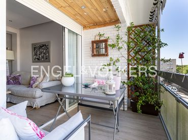 Flat with balcony for sale in Zona Carretera del Plantío