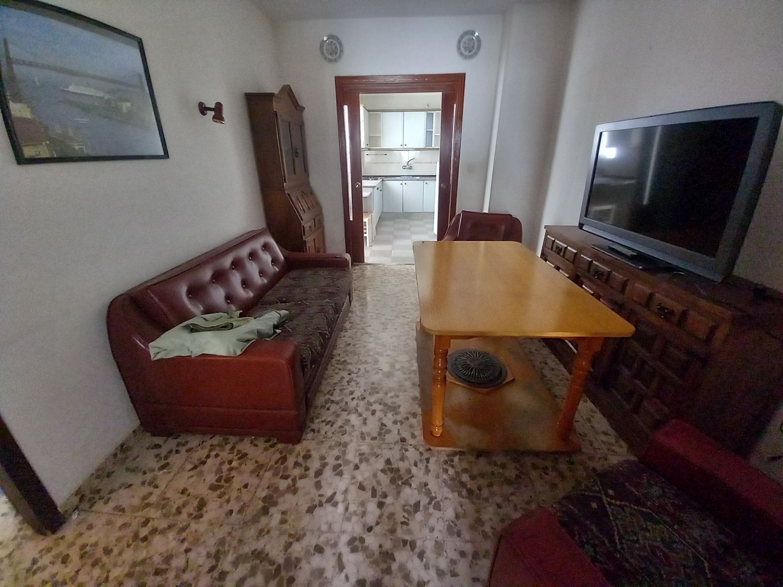 Sala d'estar de Pis en venda en Ronda amb Terrassa