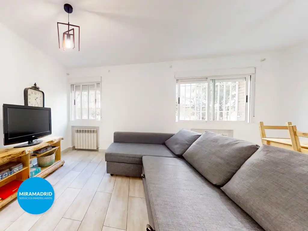 Sala de estar de Planta baja en venta en Madrid
