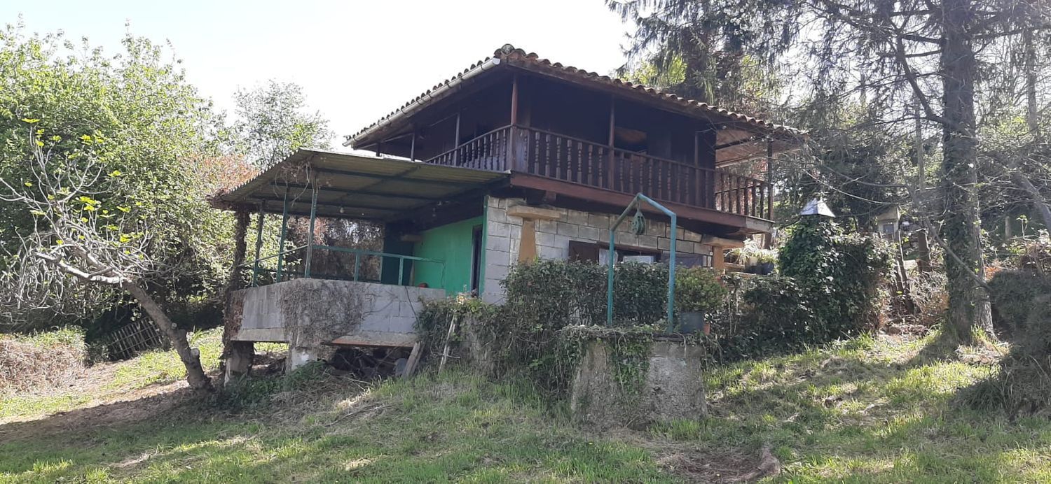 Vista exterior de Casa o xalet en venda en Gijón  amb Terrassa i Piscina
