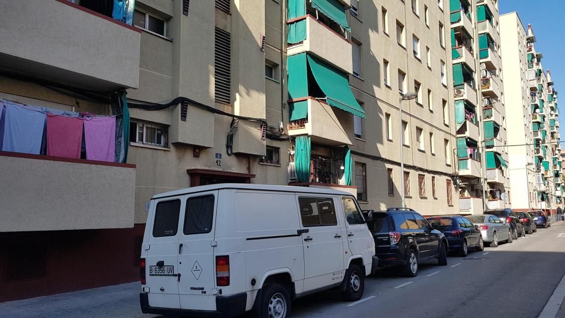 Vista exterior de Piso en venta en Sabadell