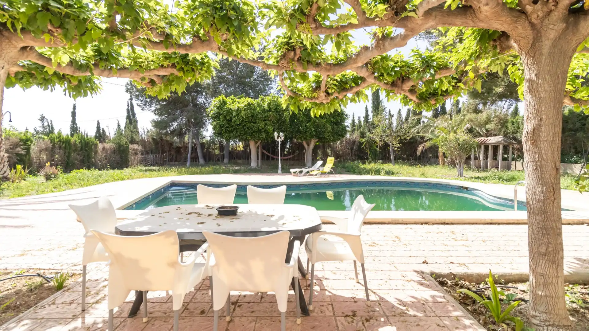Jardín de Casa o chalet en venta en Elche / Elx con Aire acondicionado, Calefacción y Terraza