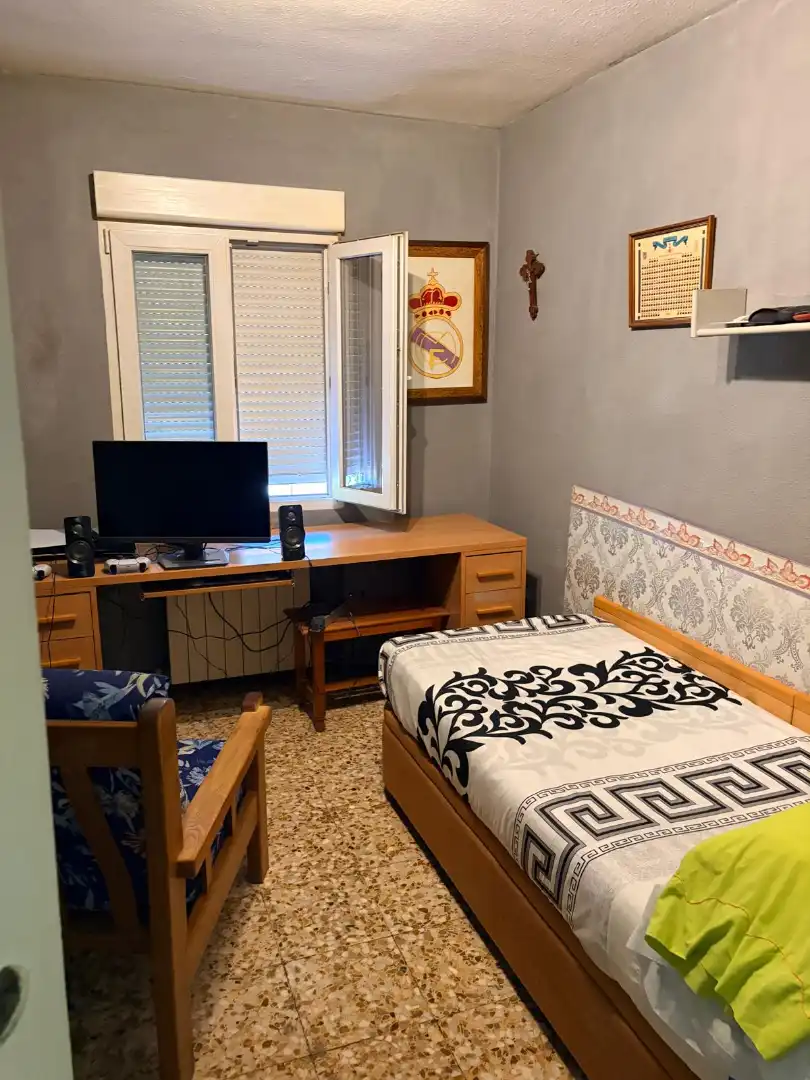 Dormitori de Pis en venda en Parla amb Aire condicionat, Calefacció i Terrassa