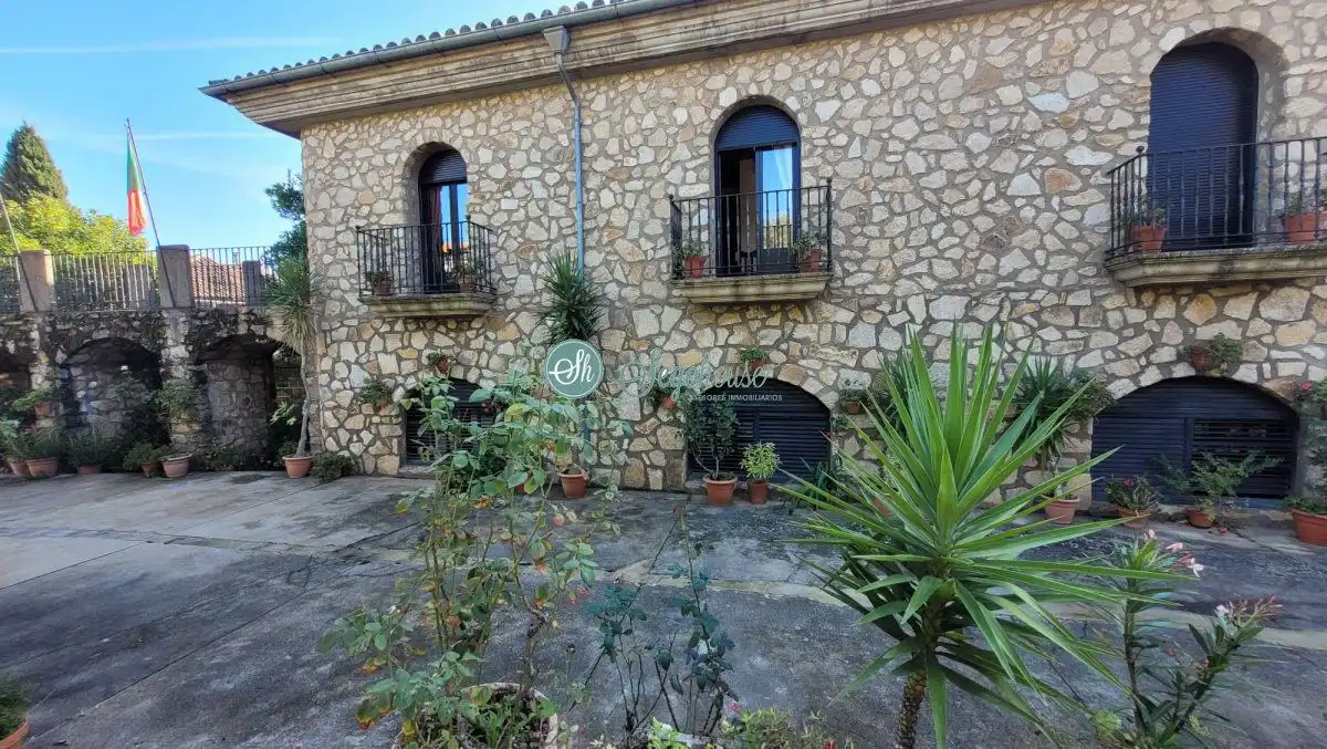 Gebäude zum Verkauf in Valencia de Alcántara