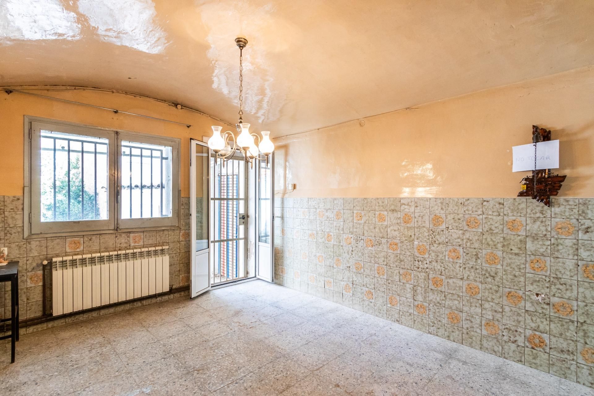 House or chalet for sale in Poble - Casc Antic