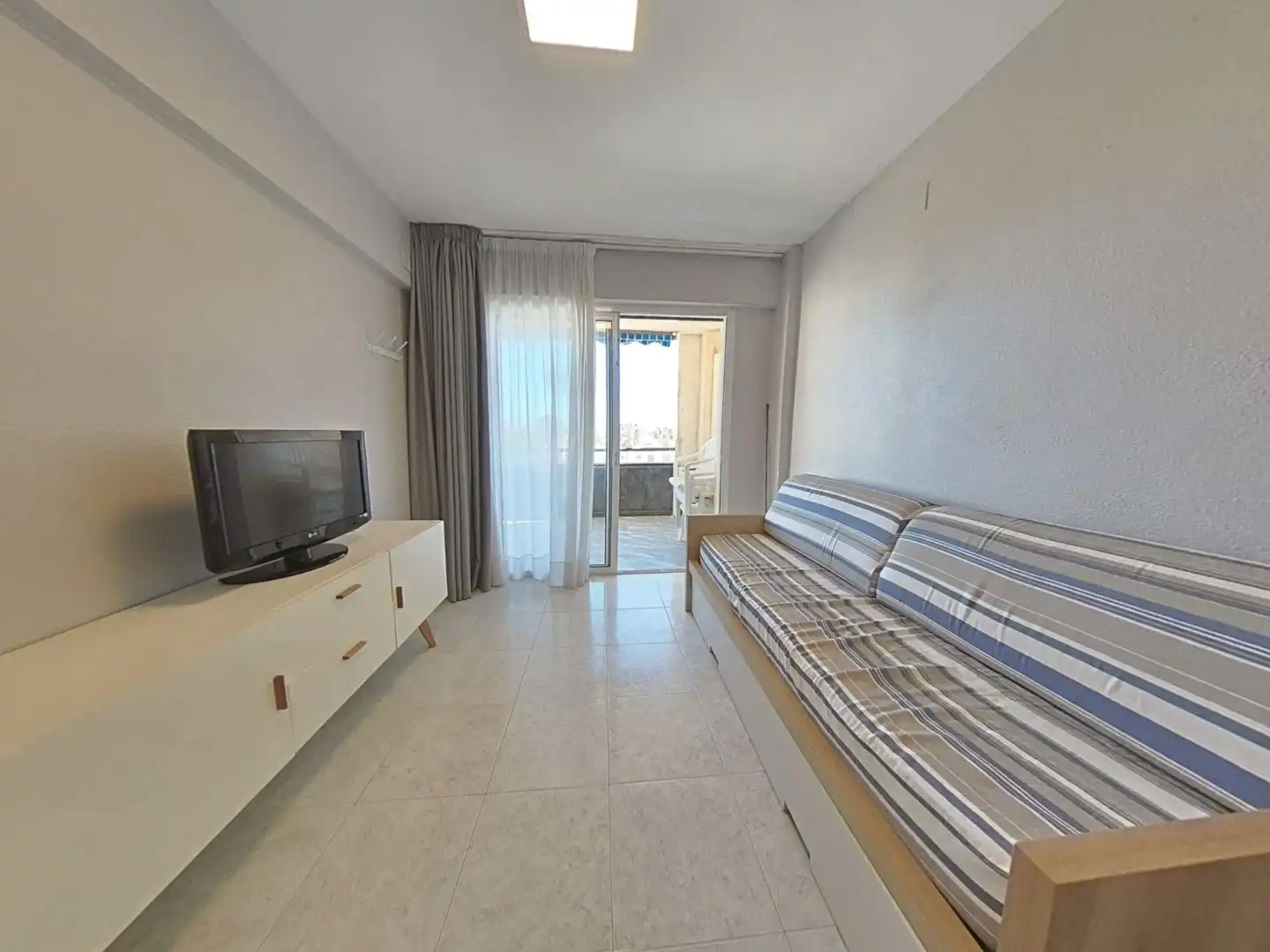 Sala d'estar de Apartament en venda en Vila-seca amb Aire condicionat, Jardí privat i Terrassa
