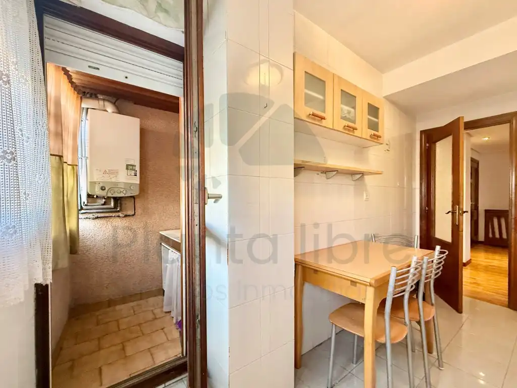 Kitchen of Flat for sale in  Logroño  with Air Conditioner and Balcony