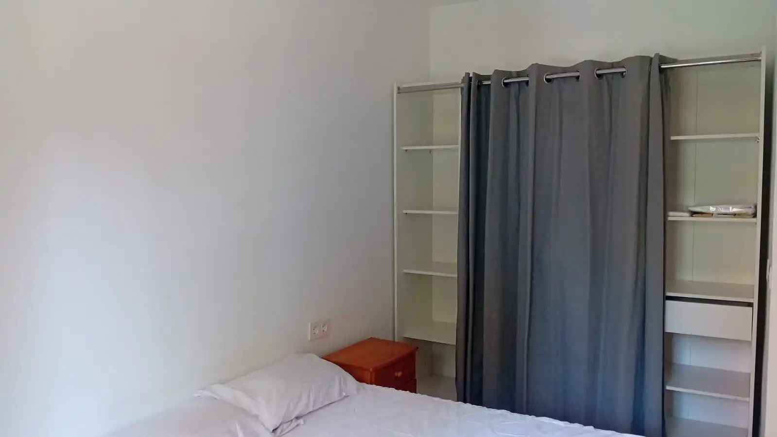 Dormitori de Apartament de lloguer en Granada