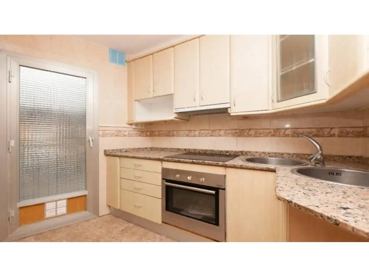 Kitchen of Flat for sale in Castelldefels