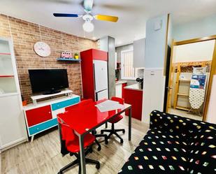 Living room of Planta baja to rent in  Sevilla Capital  with Air Conditioner, Storage room and Furnished