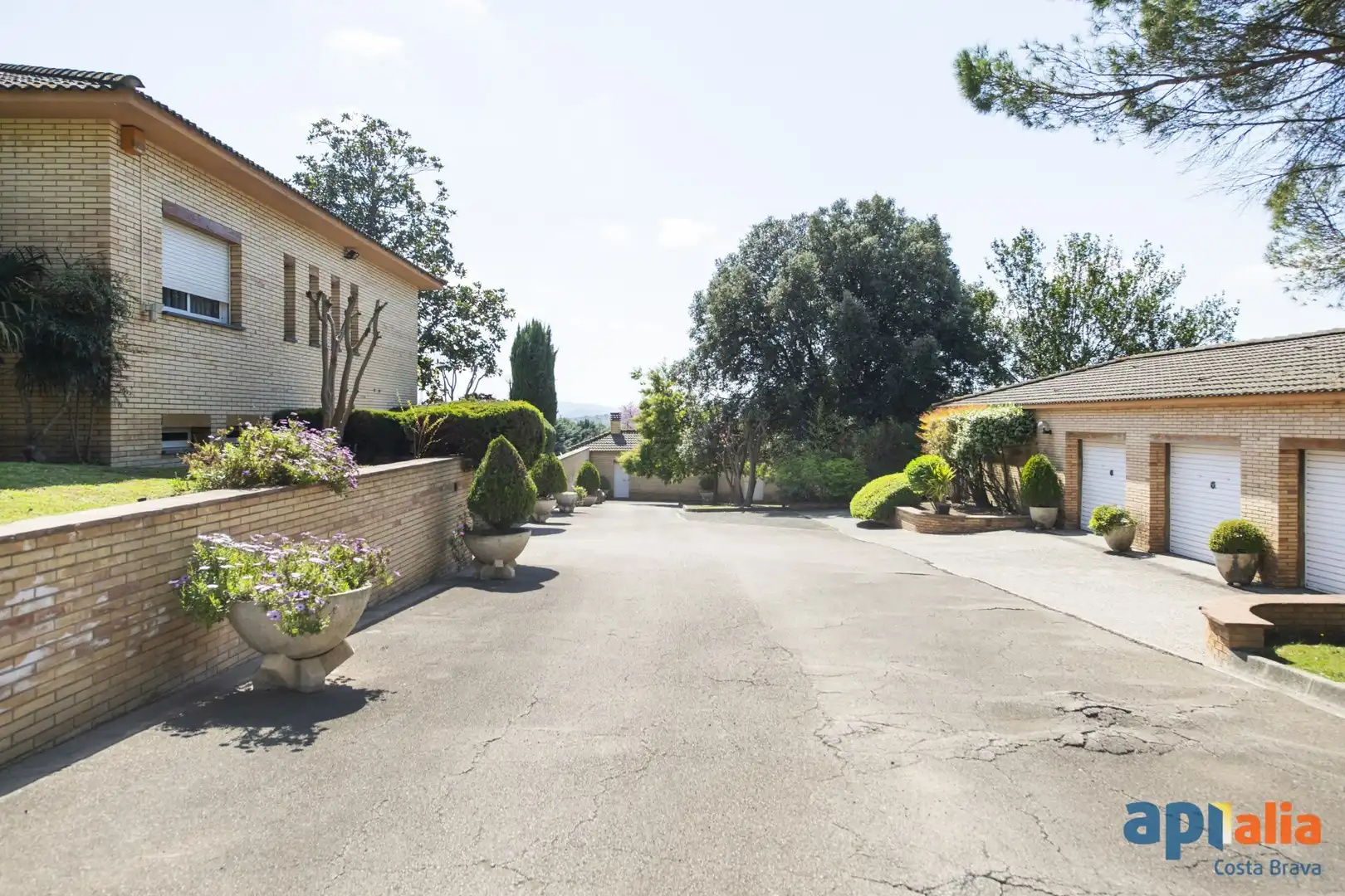Vista exterior de Finca rústica en venta en Cornellà del Terri con Aire acondicionado, Calefacción y Terraza