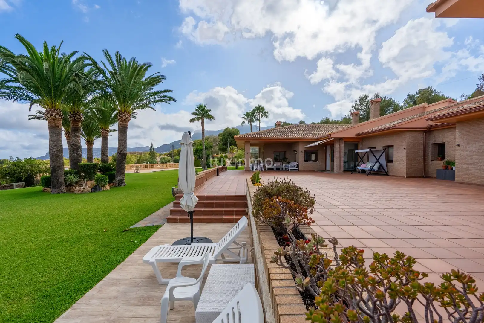 Chalet con piscina en venta en Gargasindi - Garduix - Colina del Sol