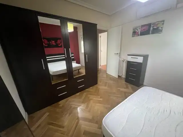 Bedroom of Flat for rent in Puertollano  with Air Conditioner, Heating and Parquet flooring