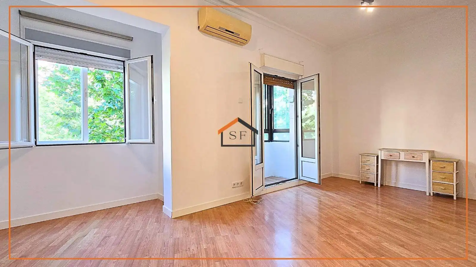Flat for rent in  Madrid Capital  with Air Conditioner, Heating and Parquet flooring