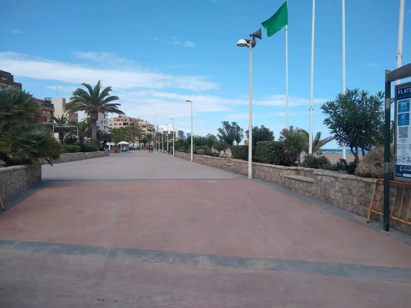 Vista exterior de Local en venda en Sagunto / Sagunt