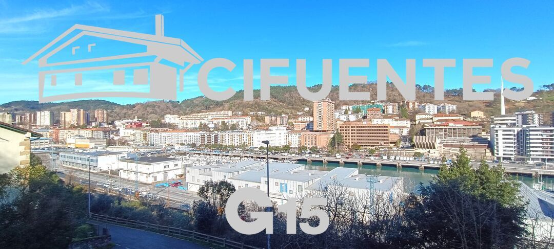 Vista exterior de Piso en venta en Donostia - San Sebastián  con Balcón