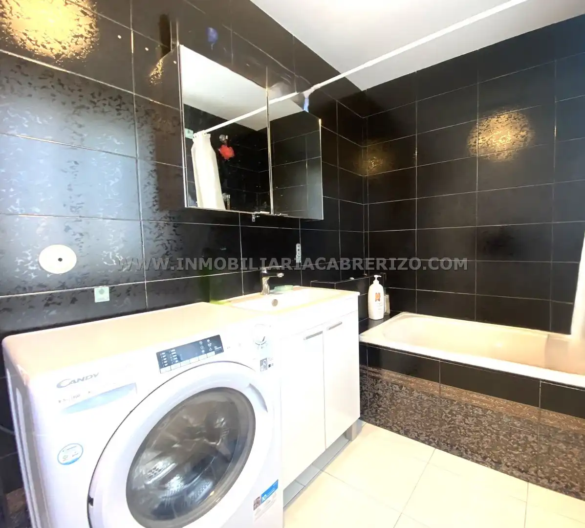 Baño de Piso en venta en  Pamplona / Iruña con Calefacción, Parquet y Terraza