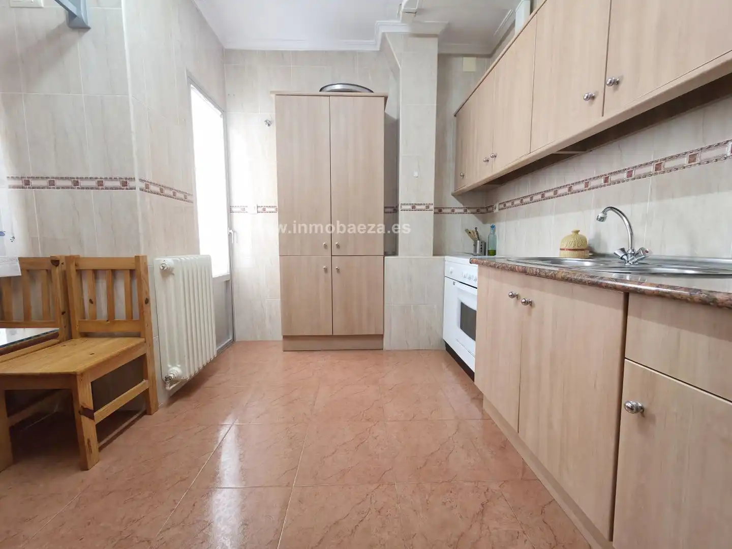 Flat with terrace to rent in Baeza, imagen 2