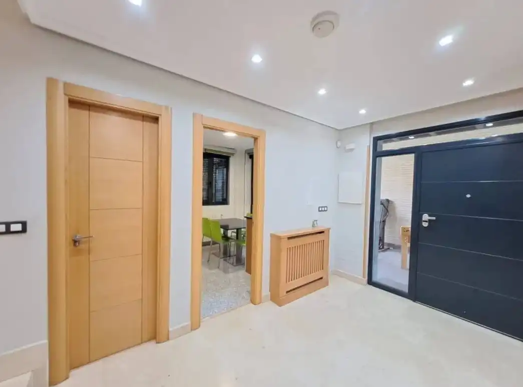 Detached homes for sale in Burgos  with Heating, Private garden and Storage room