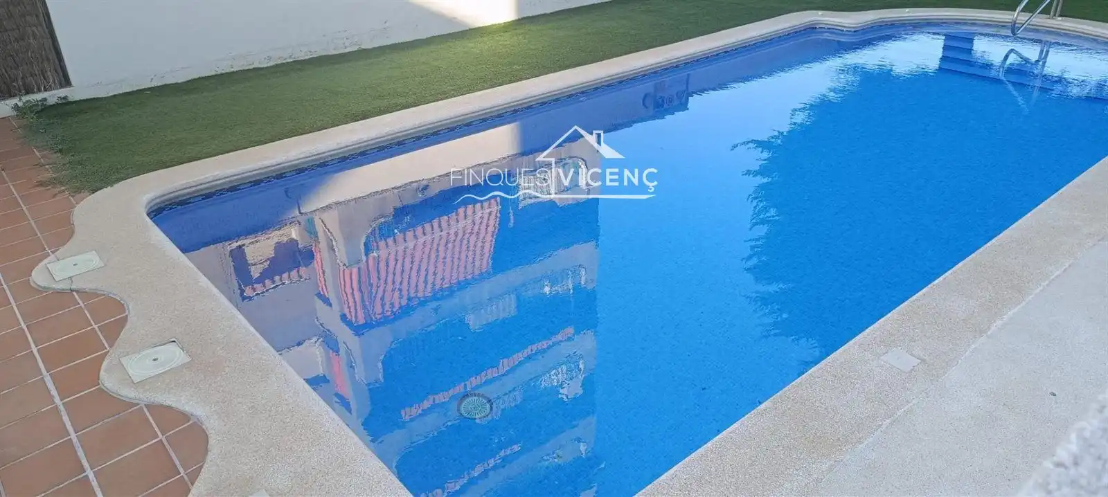 Wohnung mit Pool zum Verkauf in Barcelona