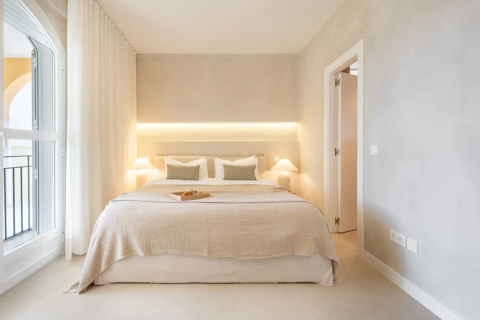 Bedroom of Detached homes for sale in Marbella  with Air Conditioner, Heating and Private garden