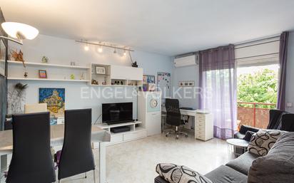 Living room of Apartment for sale in Molins de Rei  with Air Conditioner and Balcony